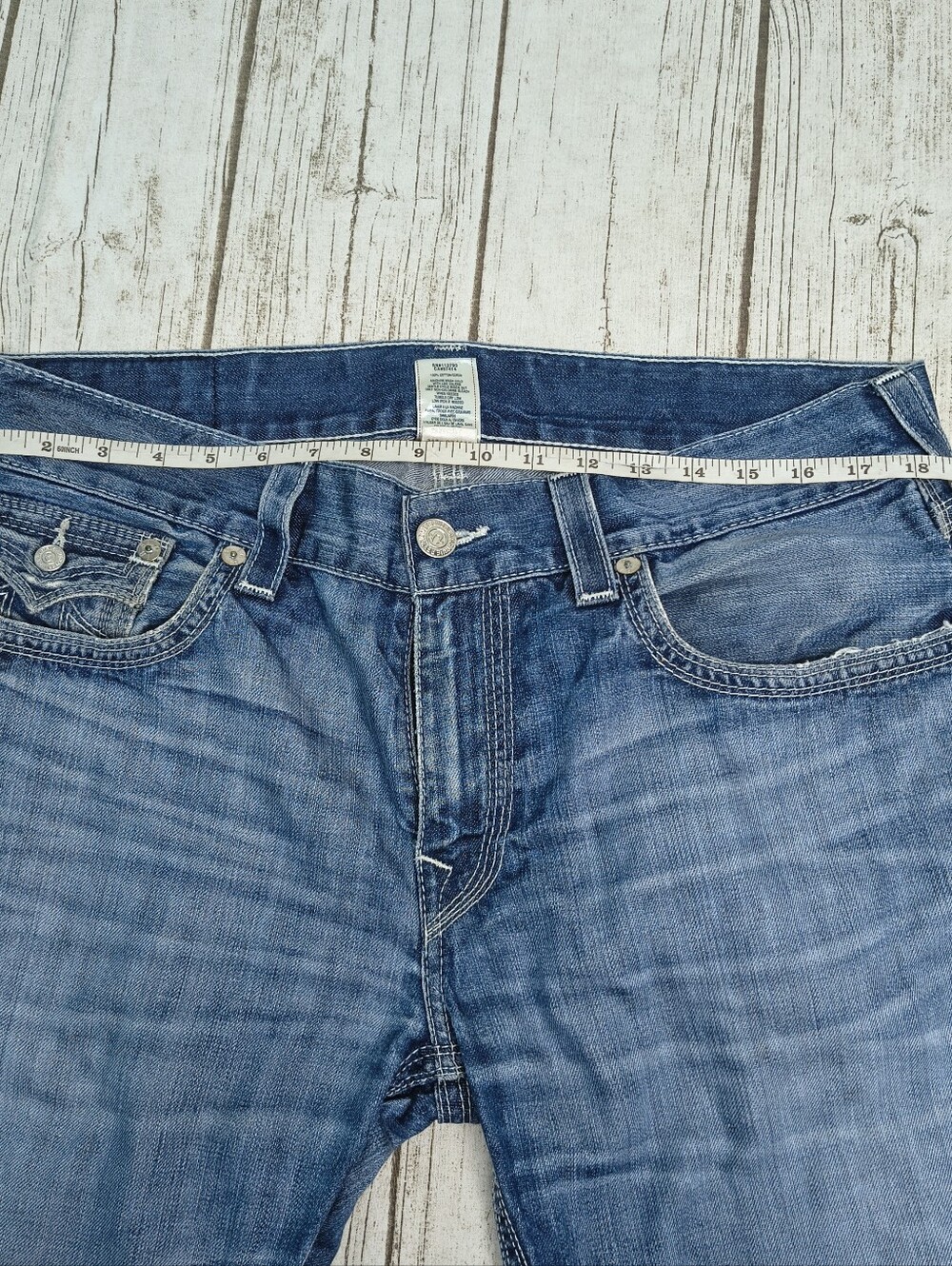 True Religion Men's Straight Leg Mid Wash Jeans Size 36 - Picture 5 of 8